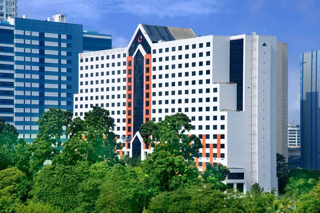 Century Park Hotel Jakarta Buitenkant foto